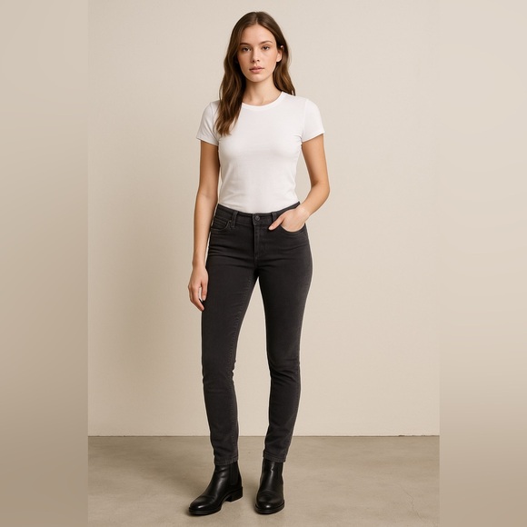 Old Navy Pants - Old Navy Rockstar Grey Corduroy Skinny Pants Women’s 6 Low Rise Y2K Retro Edgy